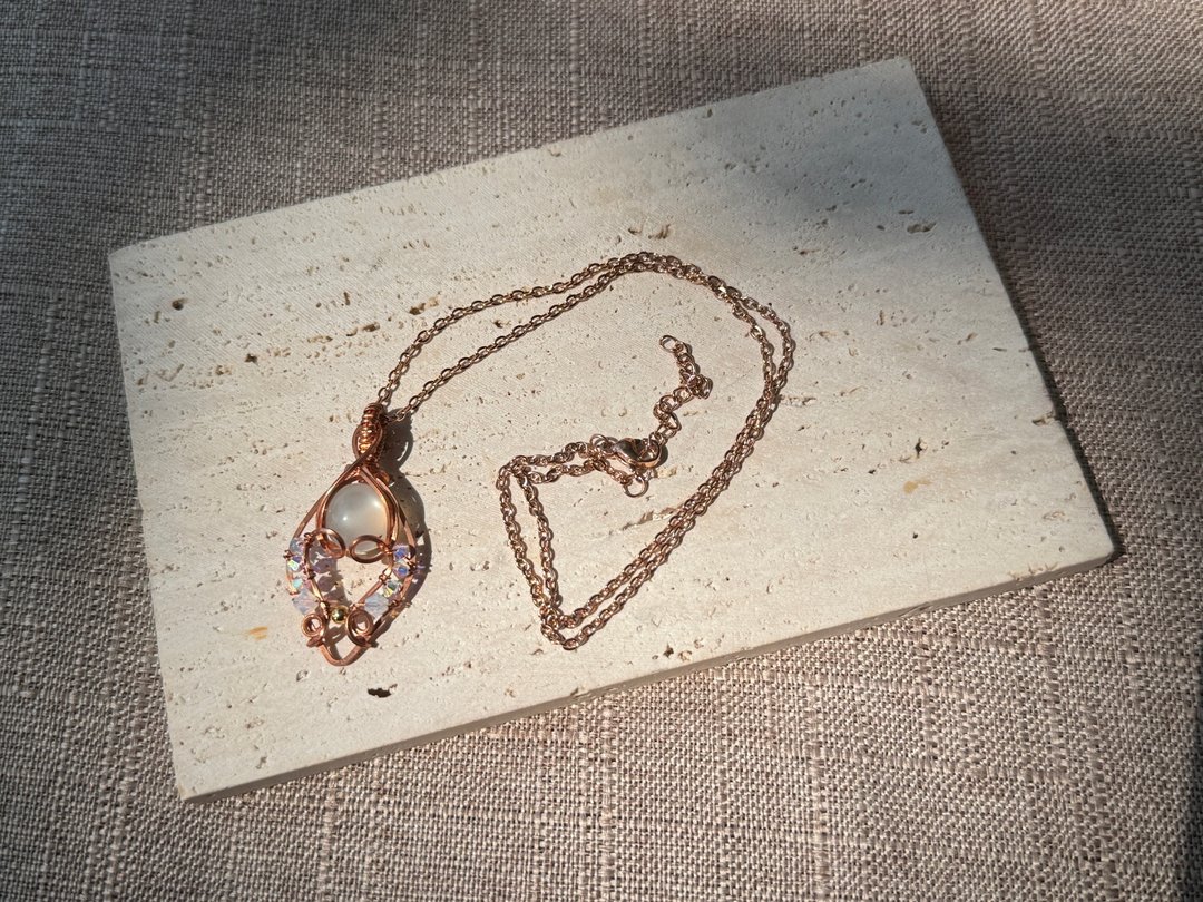 #230225 wire wrapping 月亮石 铜线 绕线 吊堕 - 项链 - 铜/黄铜 白色