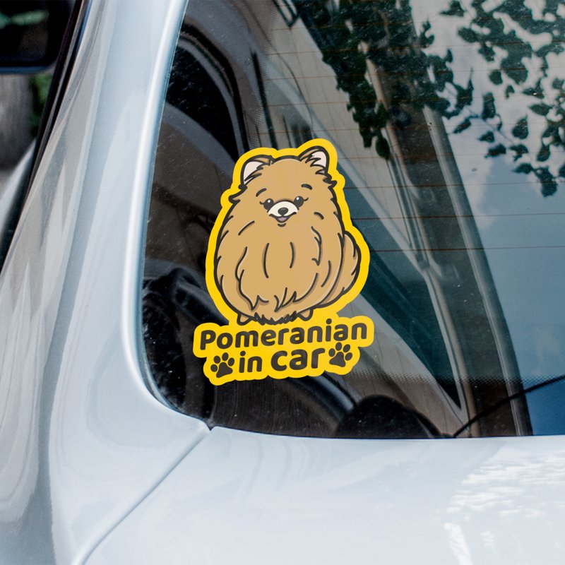 Pomeranian in car 松鼠狗 博美犬汽车贴 - 贴纸 - 防水材质 多色