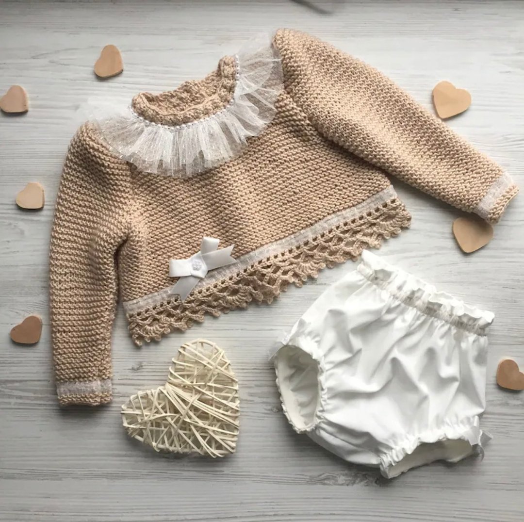 Hand knit beige sweater with ivory bloomer for baby girl. - 包屁衣/连体衣 - 其他材质 卡其色