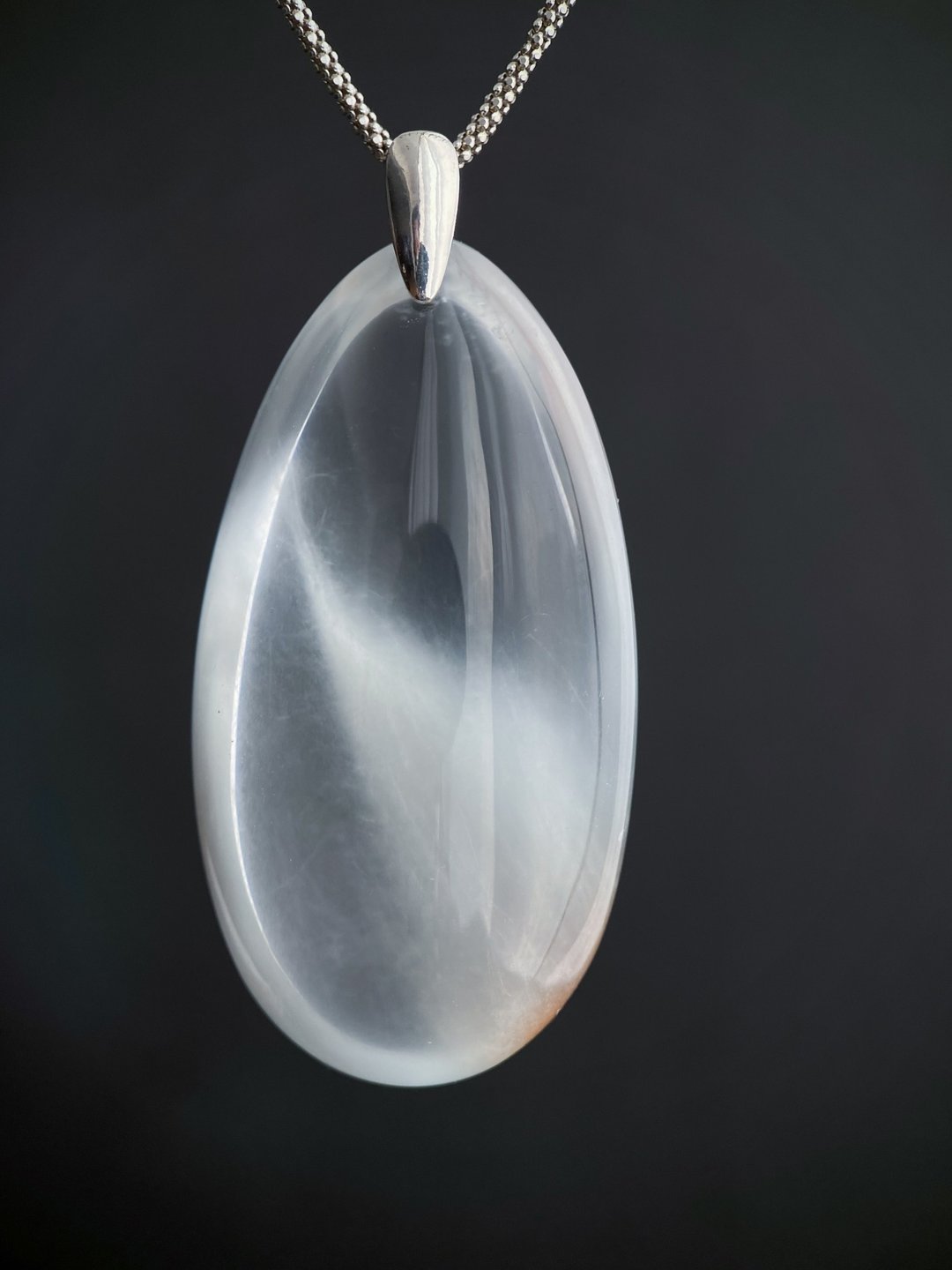高品 银白兔毛水晶 绒感兔毛 顺发 满眼效应 吊坠 - 吊饰 - 水晶 