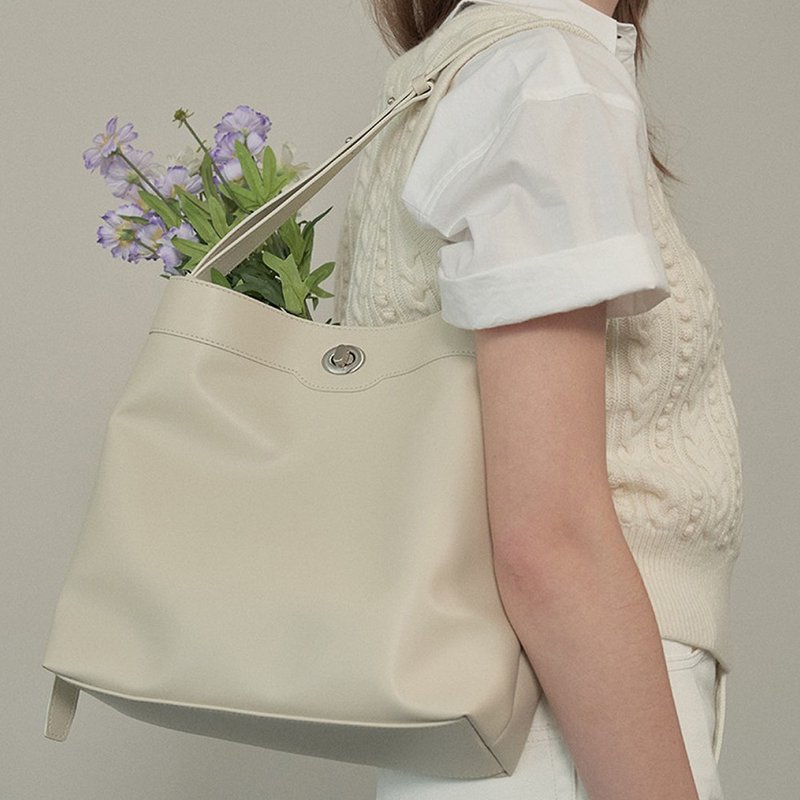 Bag to Basics 韩国制 Mignon Hobo Bag 包包 - 侧背包/斜挎包 - 环保材料 