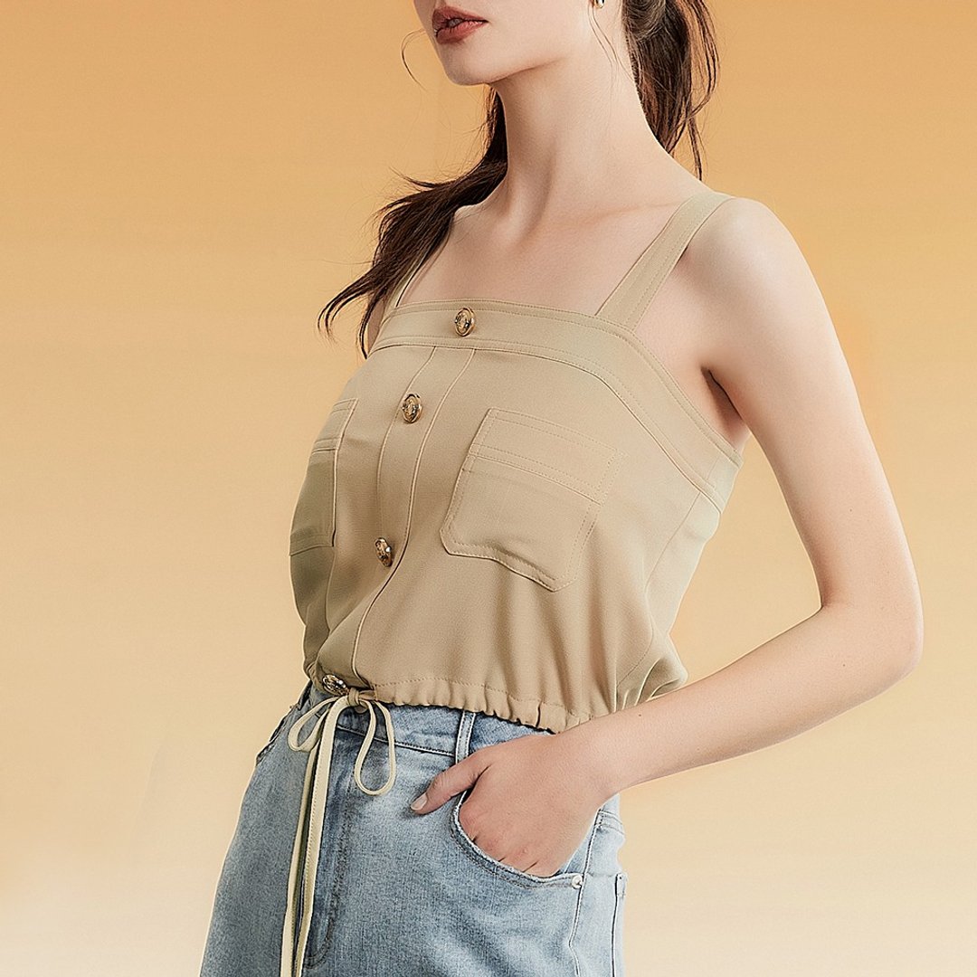 OUWEY欧薇 甜美排扣绑结吊带短版背心(卡其色)3232323008 - 女装背心 - 聚酯纤维 