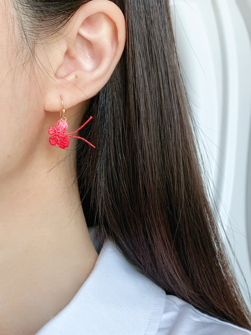 手工编织微鈎蝴蝶耳环针织 钩织 - 耳环/耳夹 - 棉．麻 多色