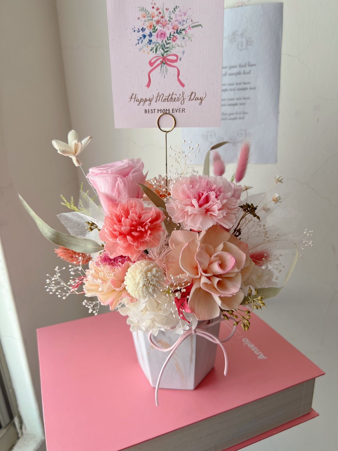 【母亲节花礼】flower-of-life柔光之馨 日本永生康乃馨 永生花盆 - 干燥花/捧花 - 植物．花 粉红色