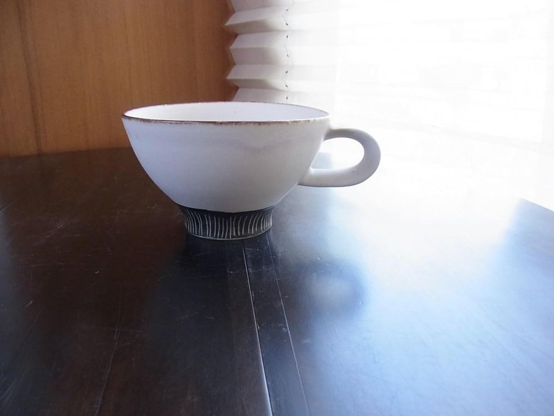 Line sentence round mug - 咖啡杯/马克杯 - 陶 白色