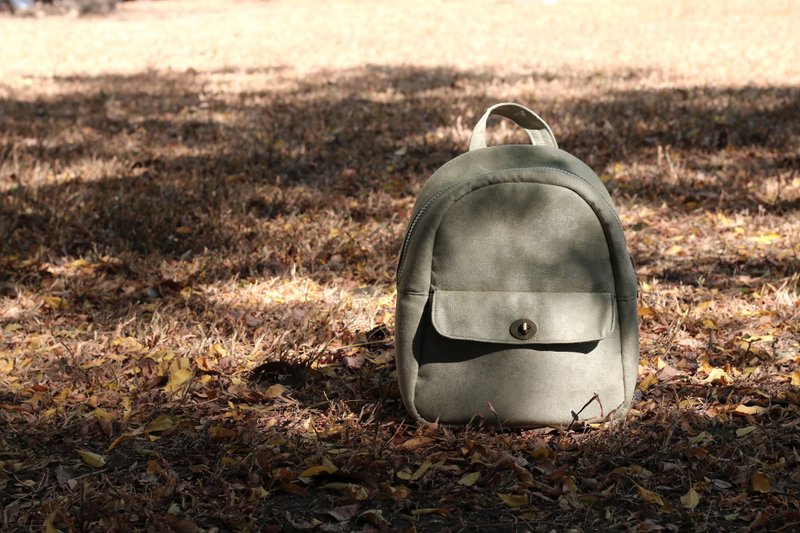 Chez。城市系列-小满背背-桉叶绿 - 后背包/双肩包 - 聚酯纤维 绿色