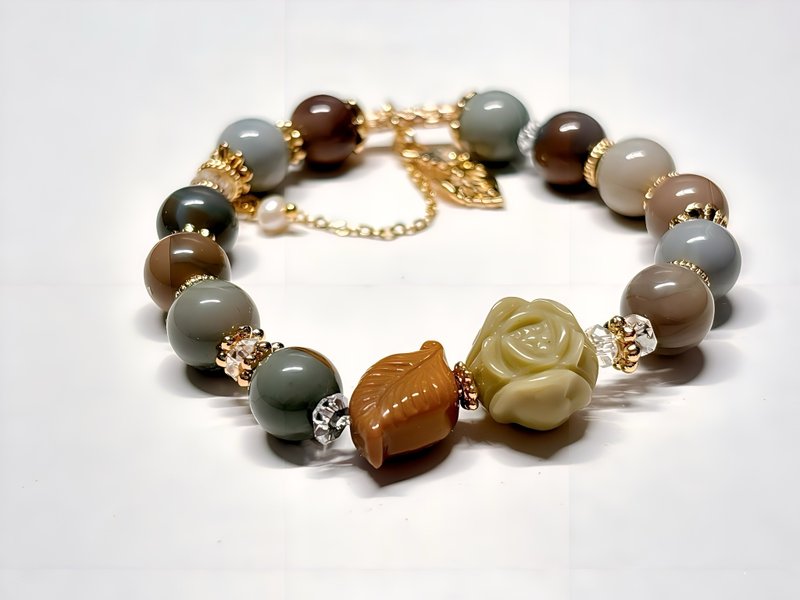 【定制】玫瑰花与叶 l 阿拉善玛瑙 手链。白水晶。14k包金配件 - 手链/手环 - 玉石 多色
