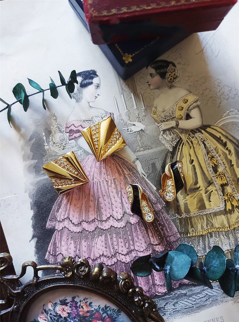 现货在台-Swarovski施华洛世奇摩登耳环【美国老件时尚珠宝】 - 耳环/耳夹 - 其他金属 黑色