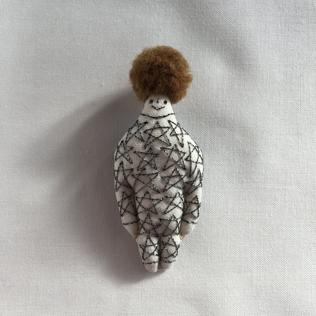 A child of a star · Brooch · Brown head - 胸针 - 绣线 咖啡色