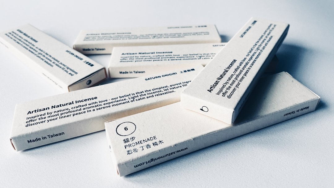 土星饭团 猫步 忍冬 手工 线香 脉轮 眉心轮 纯天然 冥想 静心 - 香薰/精油/线香 - 植物．花 白色