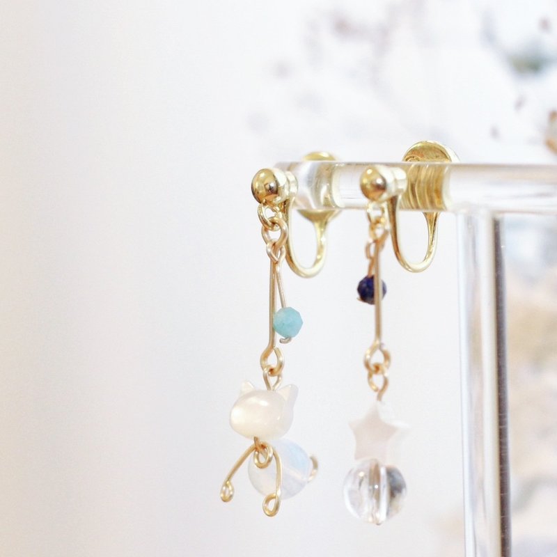 猫咪扭扭 | Twisting Kitty - 耳环/耳夹 - 铜/黄铜 金色