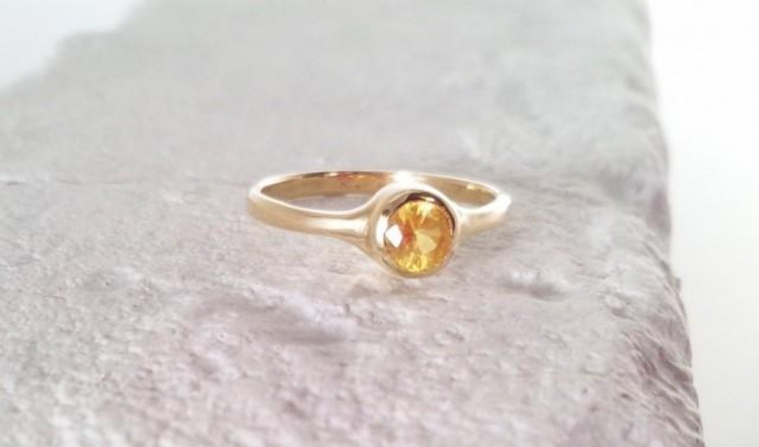 Natural fancy yellow sapphire K14 ring - 戒指 - 其他金属 