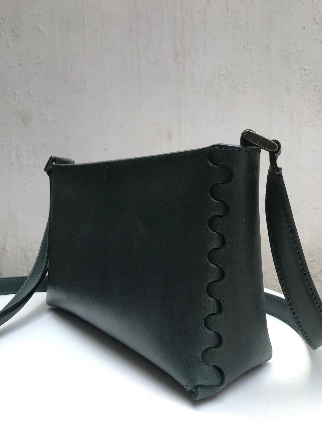 GLAD Crossbody bag - 侧背包/斜挎包 - 真皮 