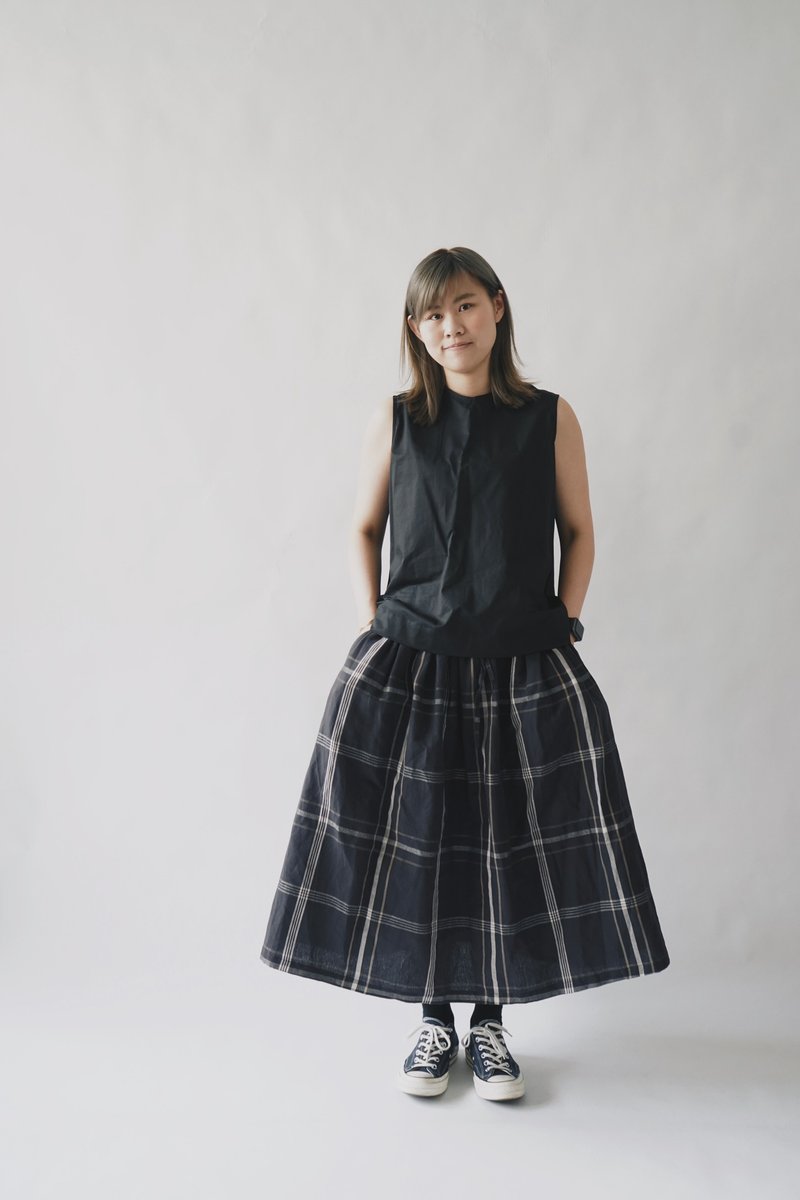 v领背心-黑 - 女装上衣 - 棉．麻 黑色