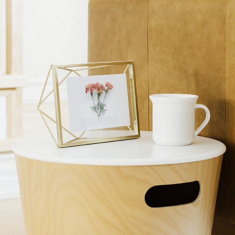 【Umbra】Prisma几何线条相框(质感金5x7寸) | 画框 - 画框/相框 - 玻璃 金色