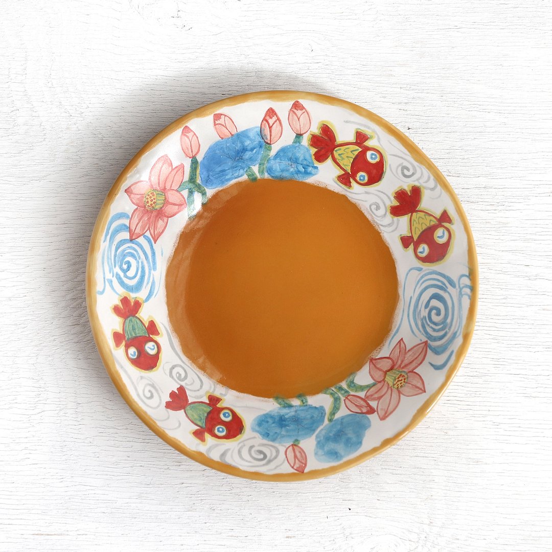 Suiren and red goldfish colored plate with orange glaze - 盘子/餐盘/盘架 - 陶 红色