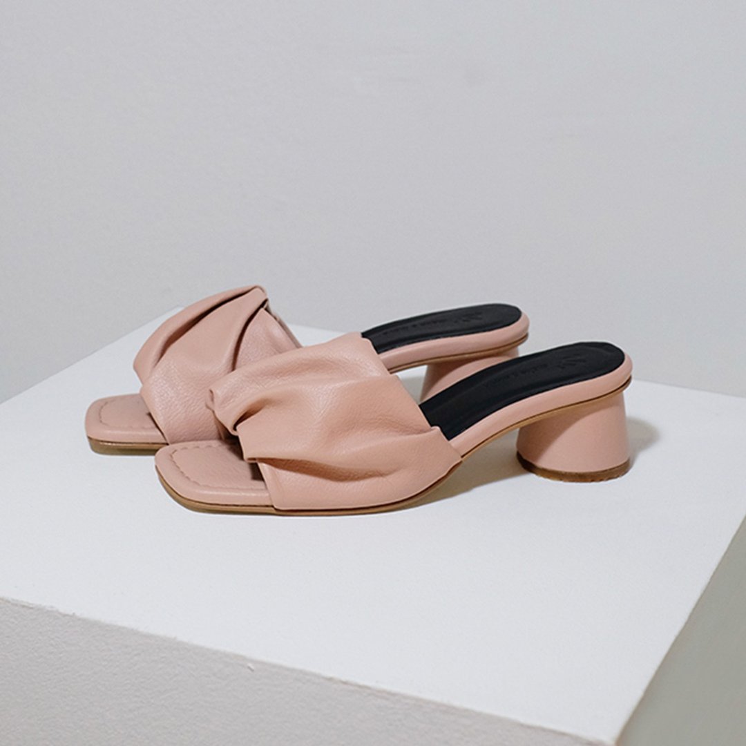 Baby Pink : BLOSSOM Opentoe Heels - 其他女款皮鞋 - 真皮 粉红色