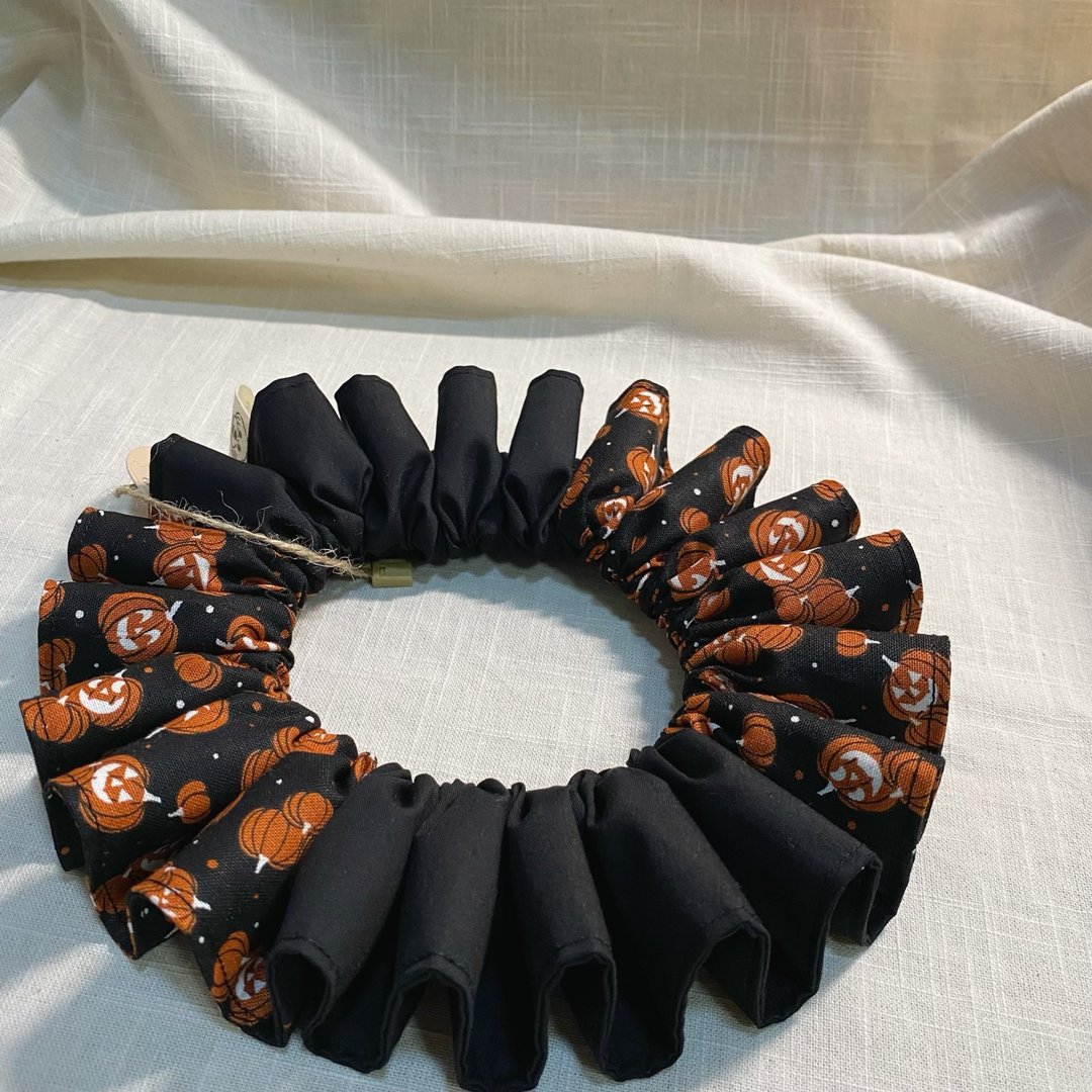 发裁手作。Facai Handmade 宠物领巾 毛孩小丑领_南瓜点点拼盘 - 项圈/牵绳 - 棉．麻 橘色