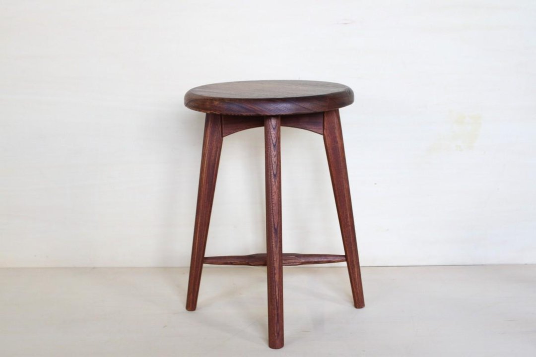 Stool A, zelkova wood persimmon astringent antique finish, seat is hand-carved floating finish - 其他家具 - 木头 咖啡色
