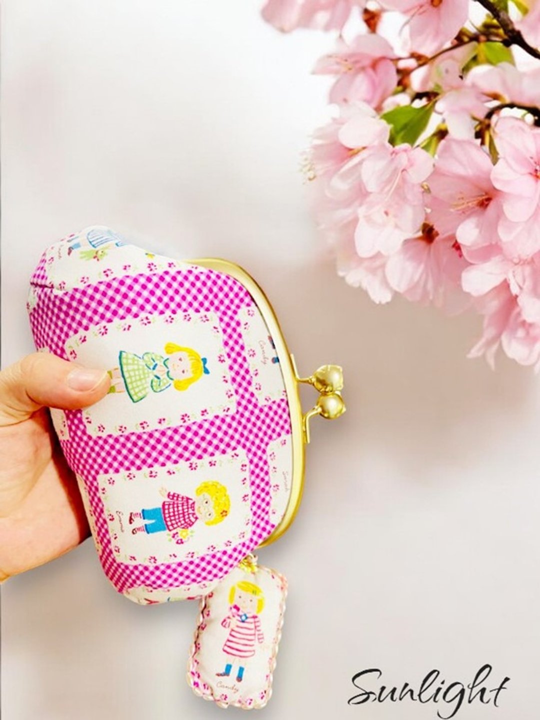 日光小巷-手做品粉红系可爱女孩子母口金包 零钱包(粉红款) 礼物 - 皮夹/钱包 - 棉 
