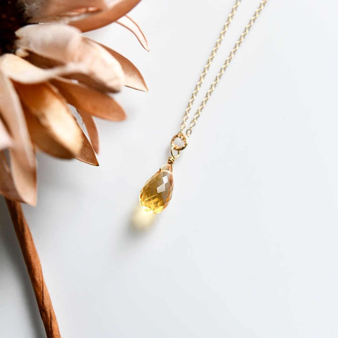 On Sale Prosperity Wealth Lucky Stone Large Single Citrine Drop Necklace November Birthstone - 项链 - 宝石 黄色