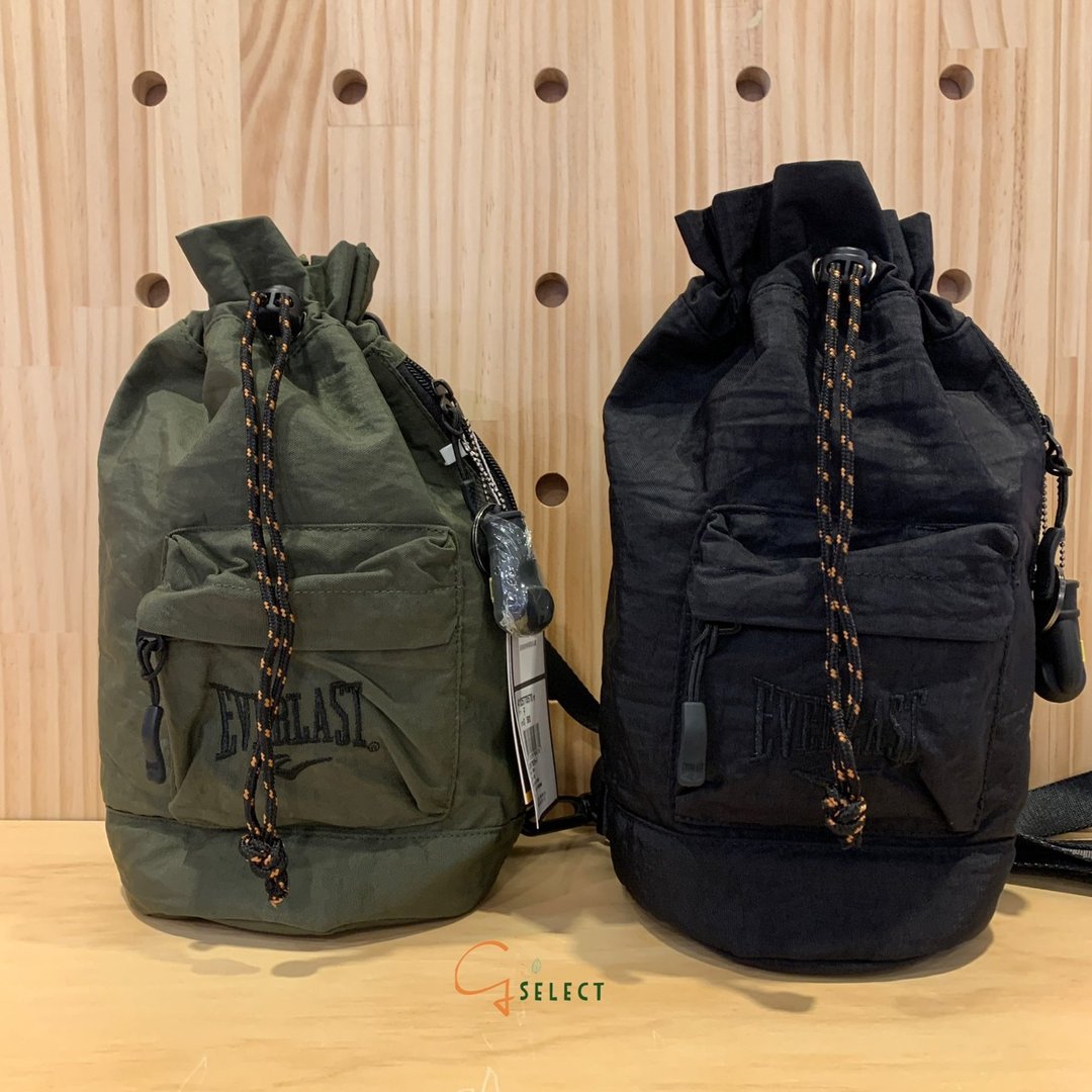 【EVERLAST】 束口包 单肩包 单肩后背包 背包 两款颜色任选 - 束口袋双肩包 - 其他材质 