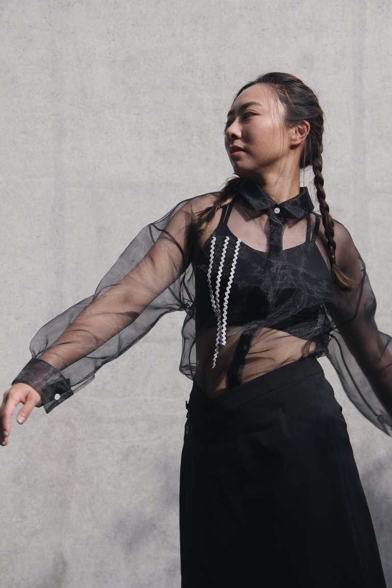 轻透柯根纱裇衫 - 黑色 - 女装衬衫 - 聚酯纤维 黑色