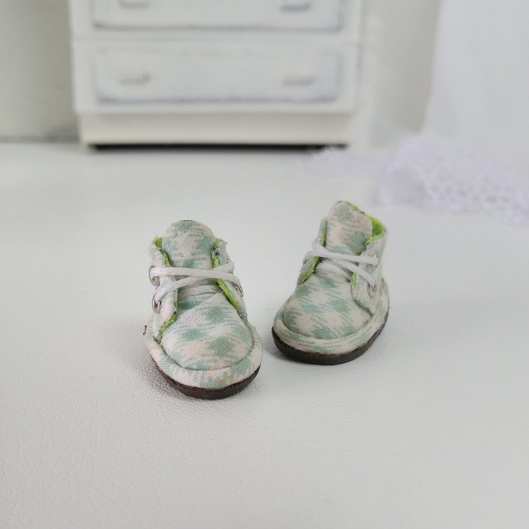 Shoes handmade Blythe doll. Green boots lace up for Blythe dolls. Clothes Blythe - 玩偶/公仔 - 棉 