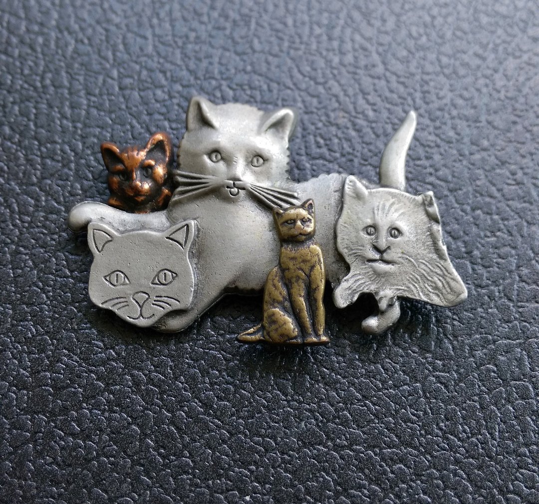 【美国西洋老件别针 】家猫 猫群 别针  胸针 - 徽章/别针 - 其他材质 金色
