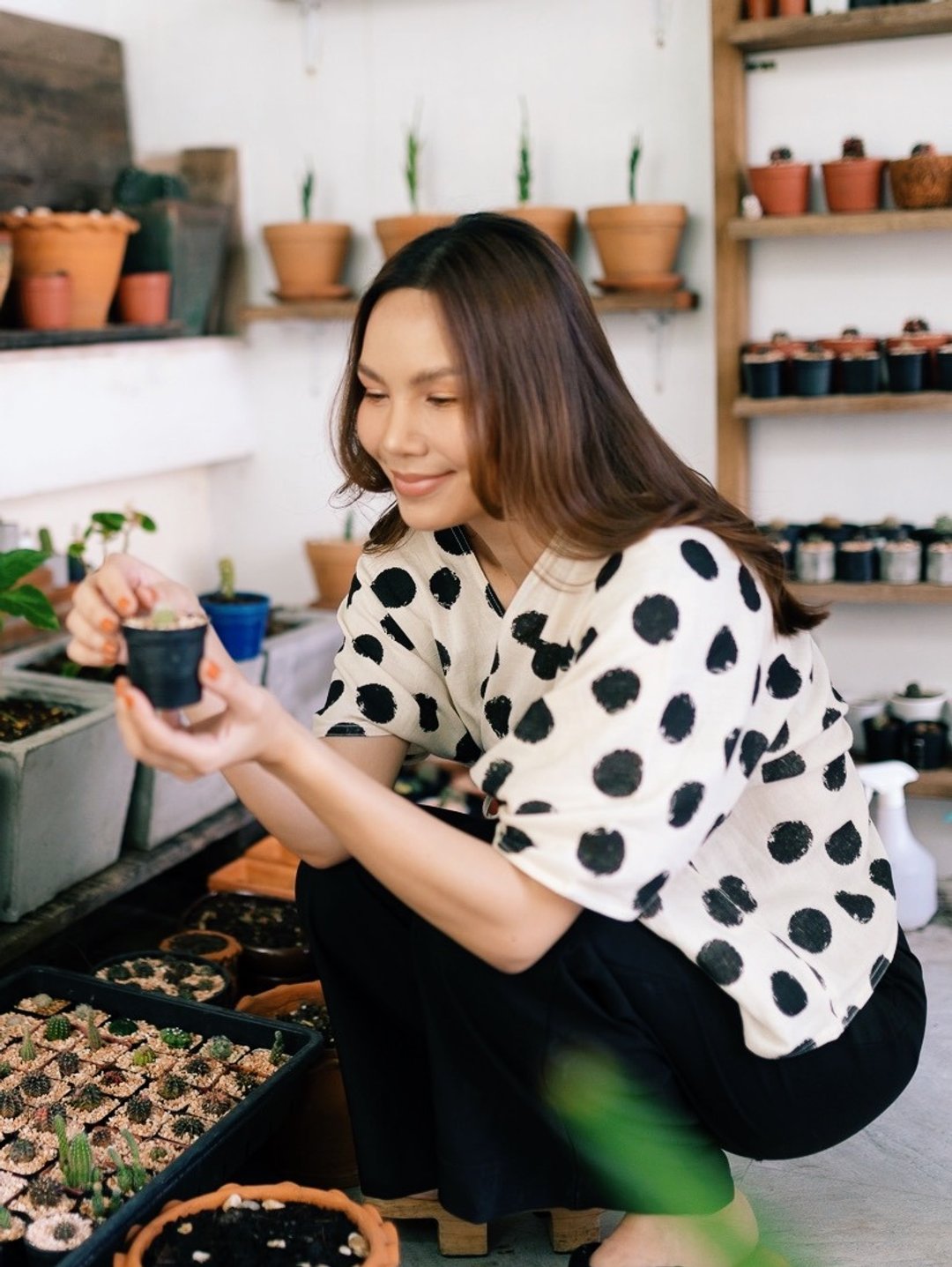 Caren : Asymmetric Polka Dot V-neck Cotton Wrapped Top - 女装上衣 - 棉 白色