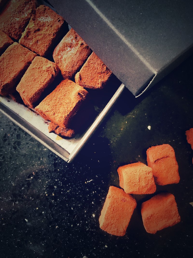 纯素手工制生巧克力-紫苏口味 - 巧克力 - 新鲜食材 紫色