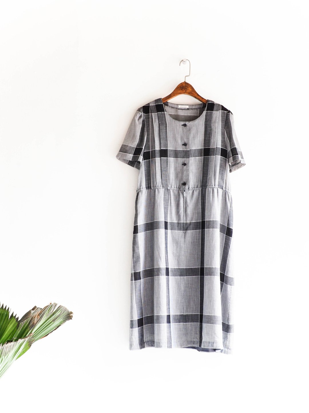 河水山 - 佐贺素黑经典几何格纹独立少女 古董连身麻质长裙 overalls oversize vintage dress - 洋装/连衣裙 - 棉 灰色