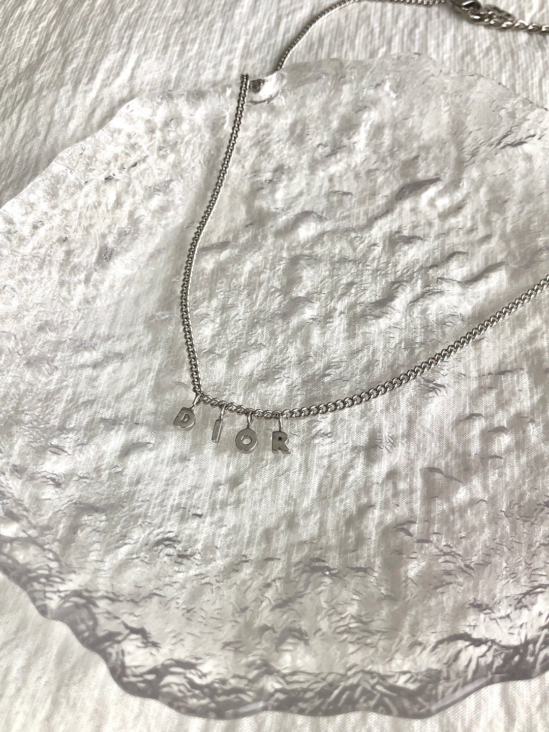 【日本直送，品牌二手包装】Christian Dior 项链银标志吊饰 复古旧款 vrmrth - 项链 - 其他材质 银色