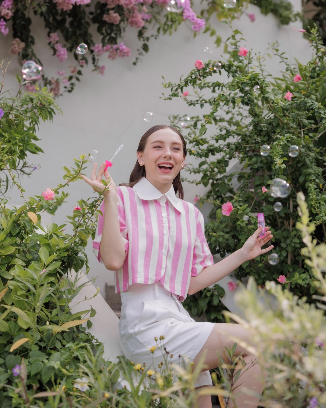 BIRUCHU SUNKISS LINEN CROP SHIRTS : Pink Stripes 粉色条纹亚麻短版衬衫 - 女装衬衫 - 亚麻 粉红色