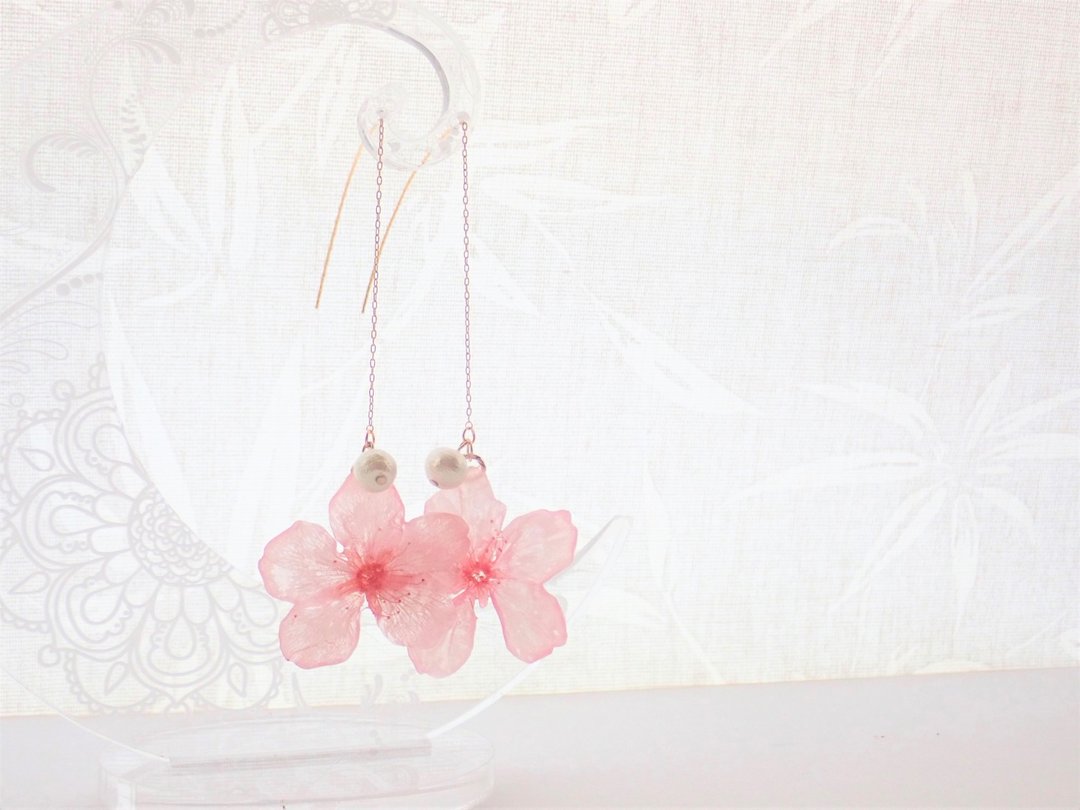 Genuine Sakura ✕ Cotton Pearl American Earrings - 耳环/耳夹 - 植物．花 粉红色