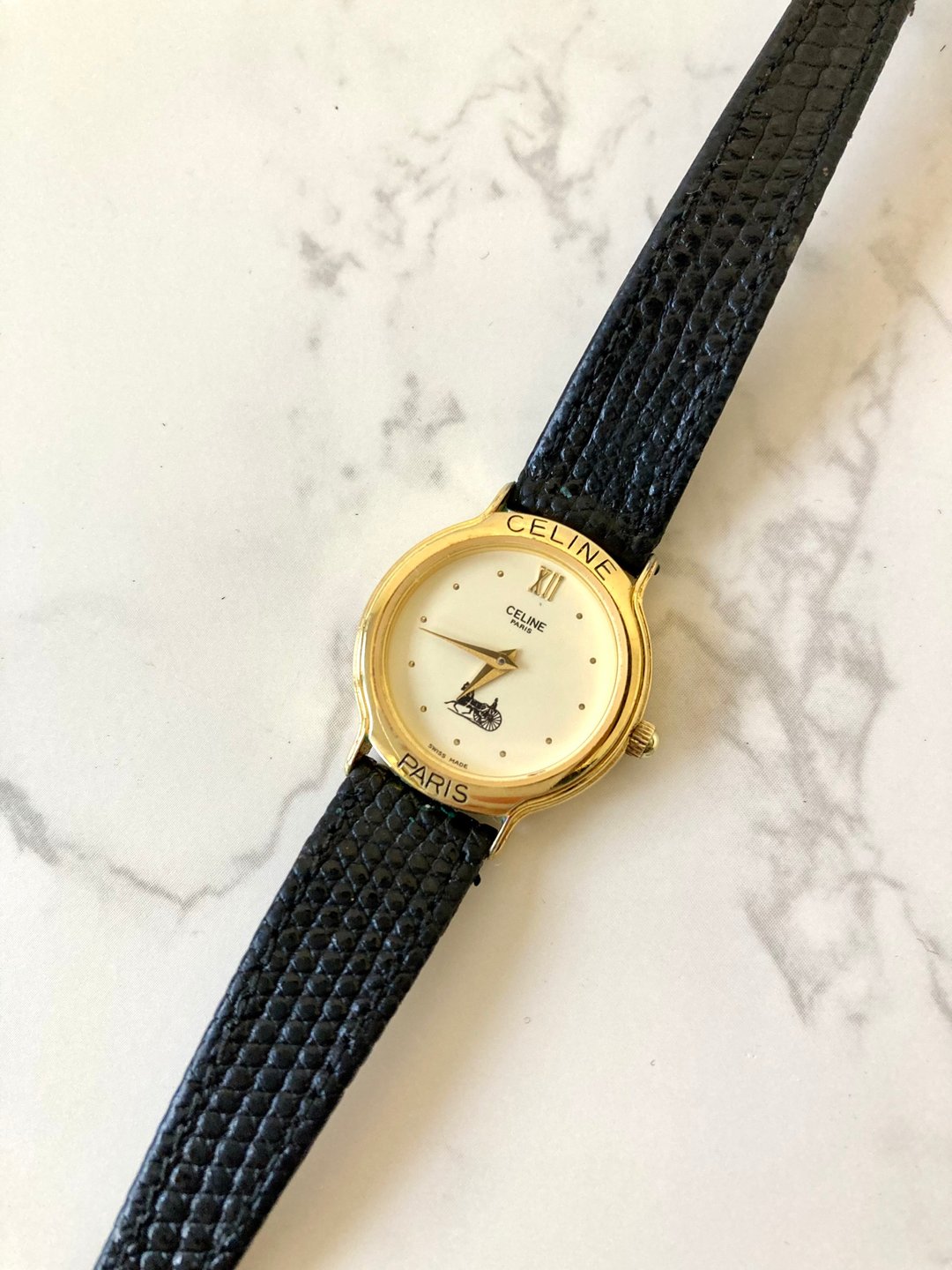 【LA LUNE】中古二手Celine经典马车黑金色真皮带石英手腕表礼物 - 女表 - 其他金属 黑色