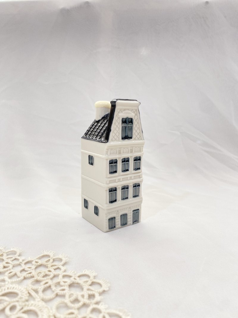 【好日恋物】荷兰KLM皇家航空代尔夫特蓝陶小屋 #61 - 摆饰 - 陶 白色