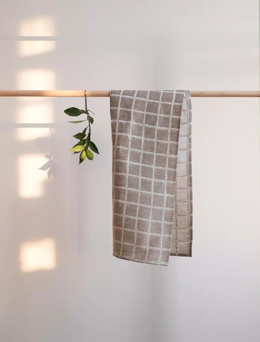 北欧设计款– 方格茶巾,咖 RUTIG  WOVEN TEA TOWEL,BROWN - 餐垫/桌巾 - 亚麻 黑色
