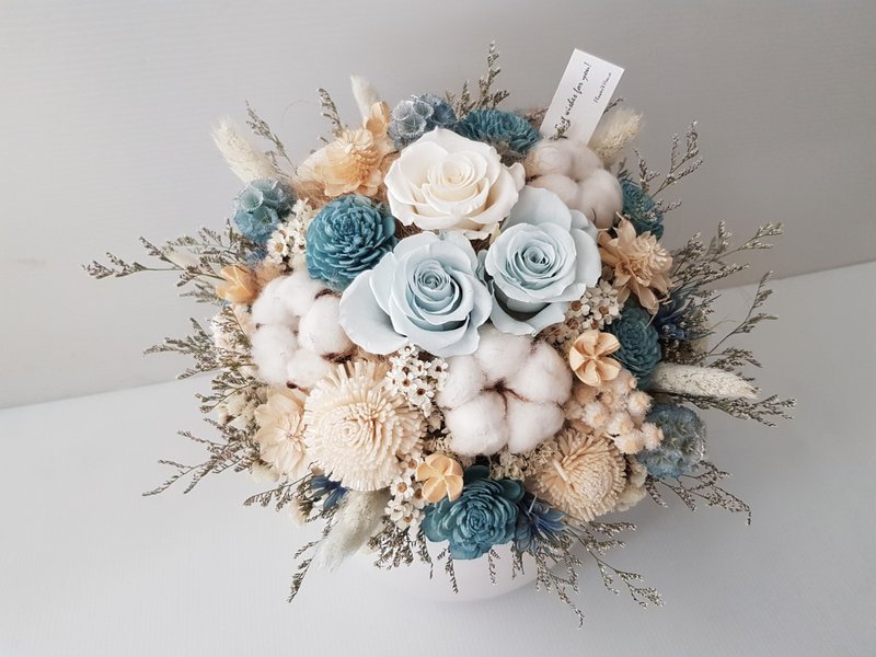 圆圆满满│梦幻蓝色不凋花白圆瓷盆│万用祝贺花礼│居家装饰│ - 干燥花/捧花 - 植物．花 蓝色