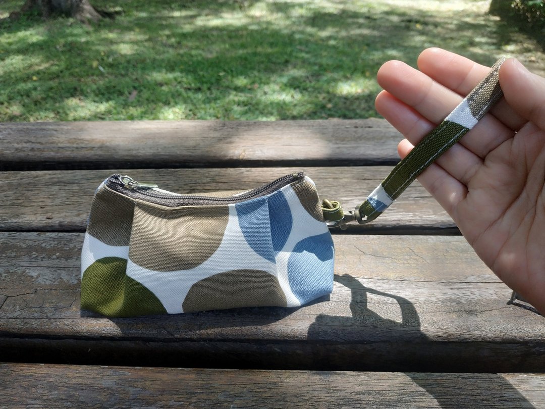 手拿包 收纳包 打折包 胖胖水饺造型 蓝绿大水玉 - 手拿包 - 棉 绿色