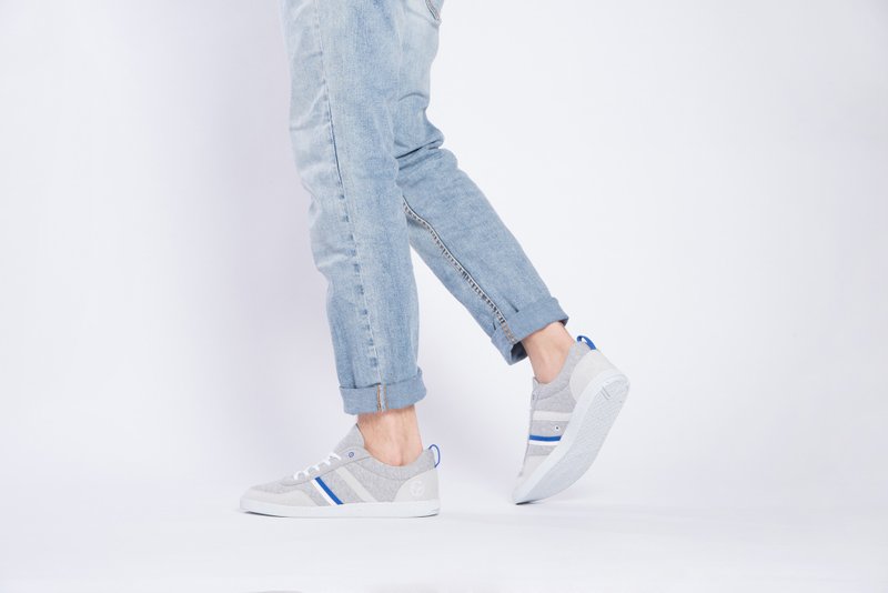 宝特瓶制休闲鞋  Opale休闲系列    麻花灰/电光蓝    男生款 - 男款休闲鞋 - 环保材料 灰色