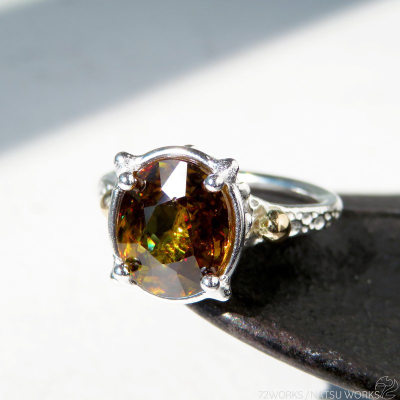 Sphene Ring with golden ball - 戒指 - 宝石 黄色
