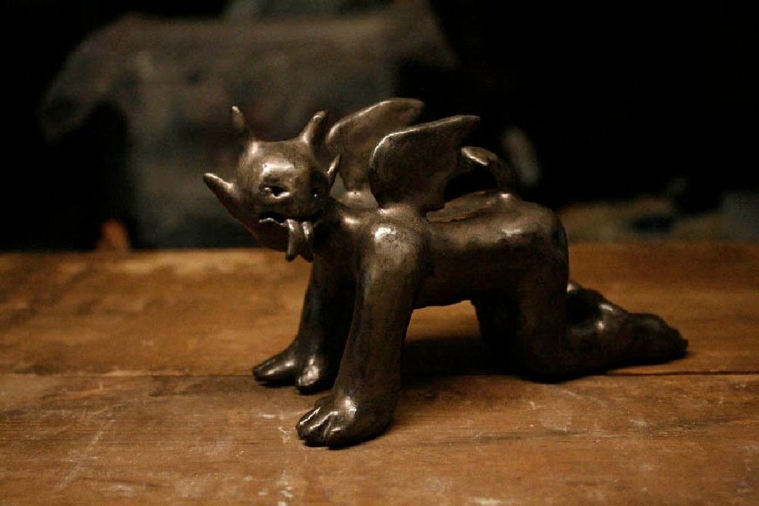 调皮的恶魔 (雕塑 设计师玩具) - 玩偶/公仔 - 陶 黑色