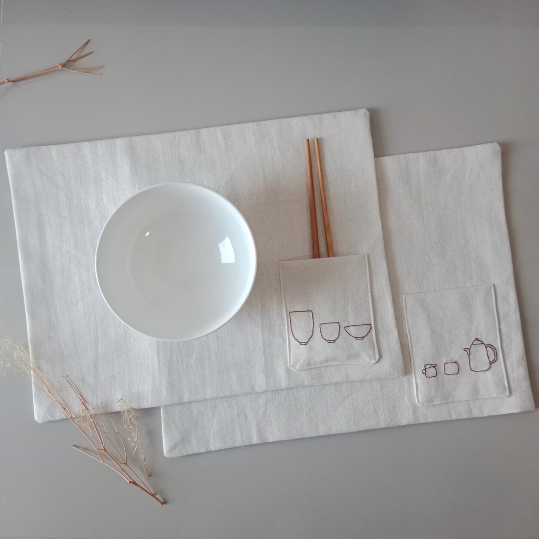 Set placemat with pocket 2pcs hand embroidered Tea100%cotton - 餐垫/桌巾 - 棉 白色