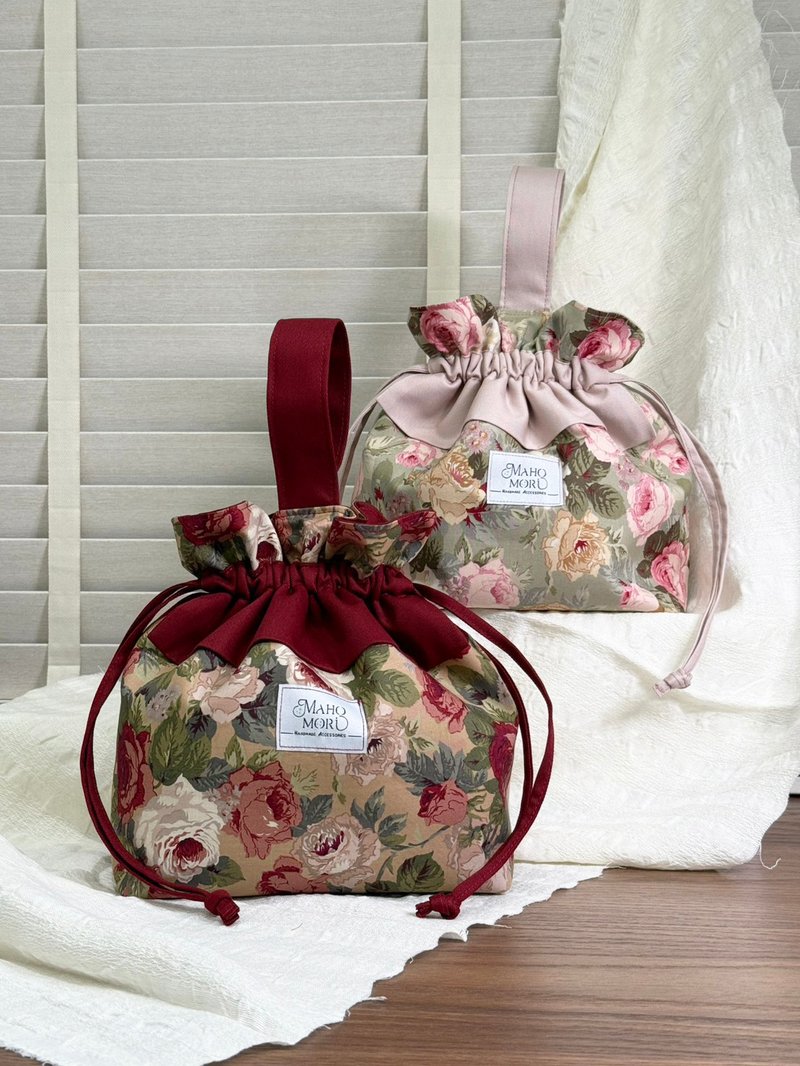MAHOMORI - 古典玫瑰手提束口袋(小) - 束口袋双肩包 - 棉．麻 