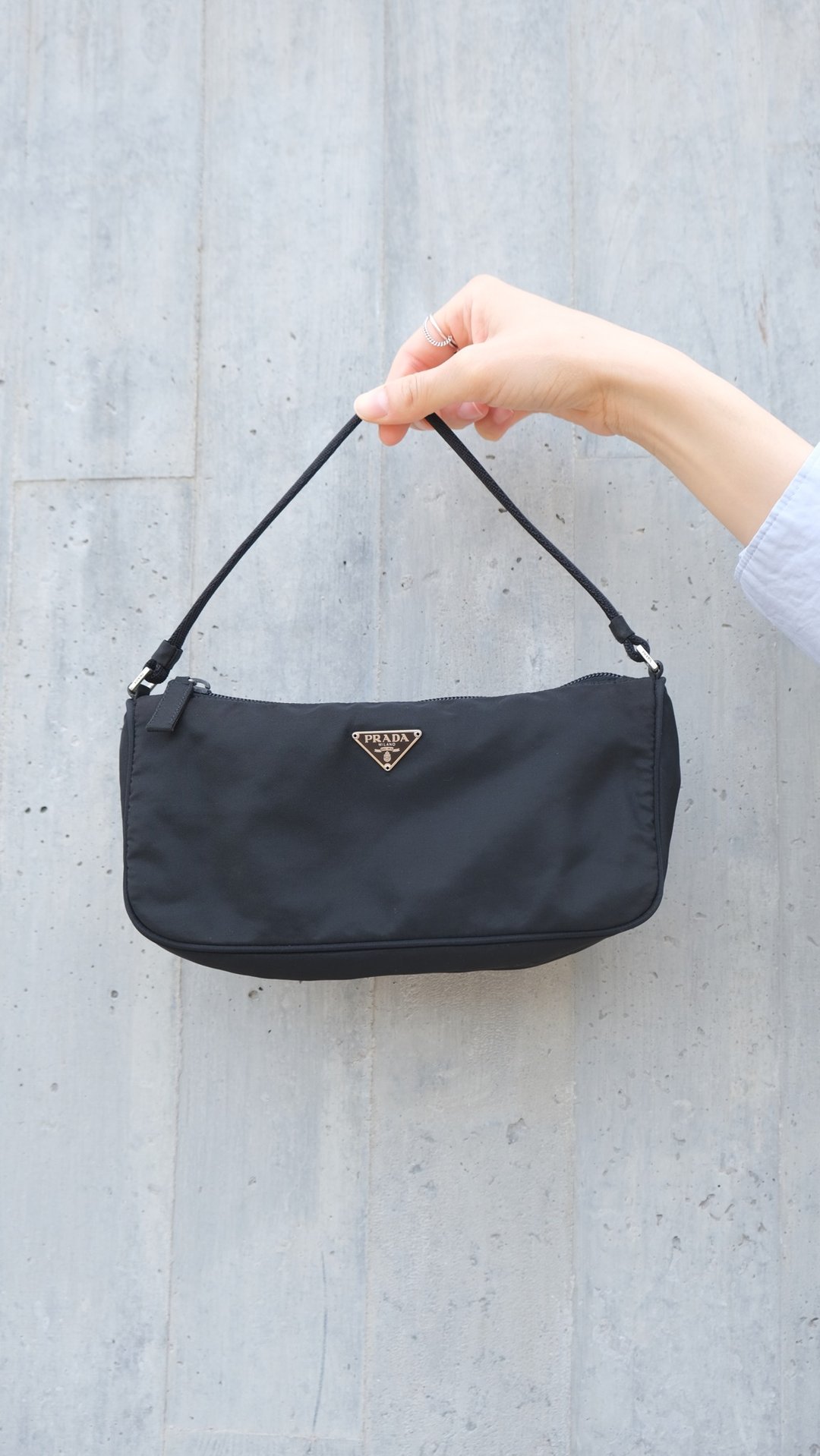 | RARE TO GO 中古 | PRADA三角标黑色手提包 腋下包 侧背包 - 手提包/手提袋 - 尼龙 黑色