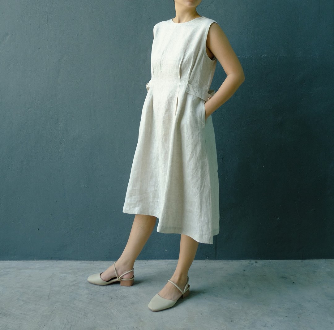 Charlotte Dress beige sleeveless linen summer dress - 洋装/连衣裙 - 亚麻 白色