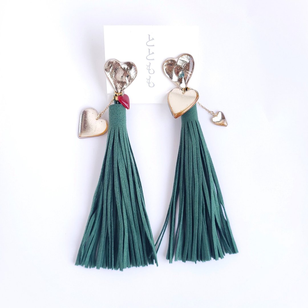 hearts clip-on earrings - 耳环/耳夹 - 树脂 绿色
