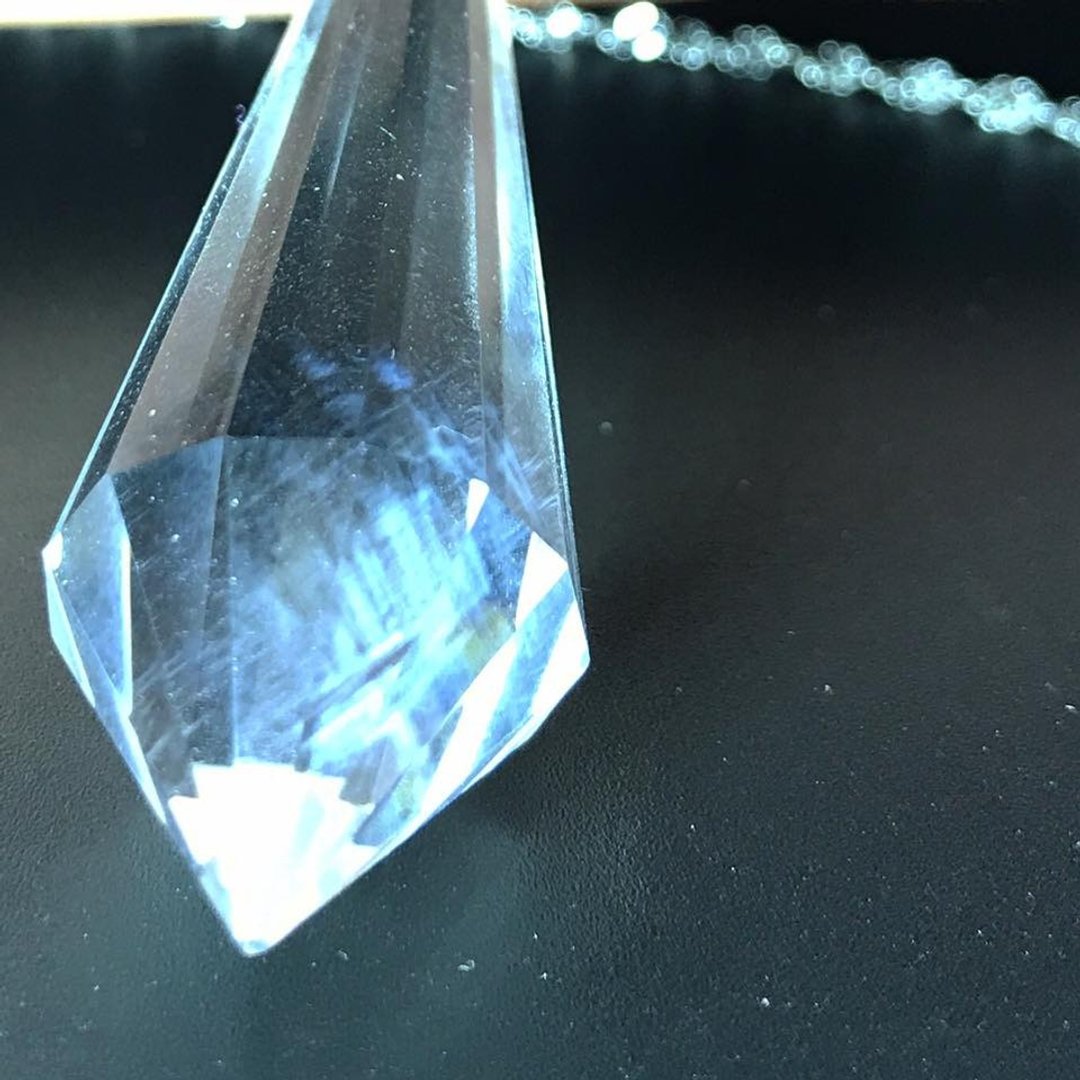 【Lost and find】天然石 恋爱运 天使 羽毛 蓝针 白水晶 灵摆 项链 - 项链 - 宝石 蓝色