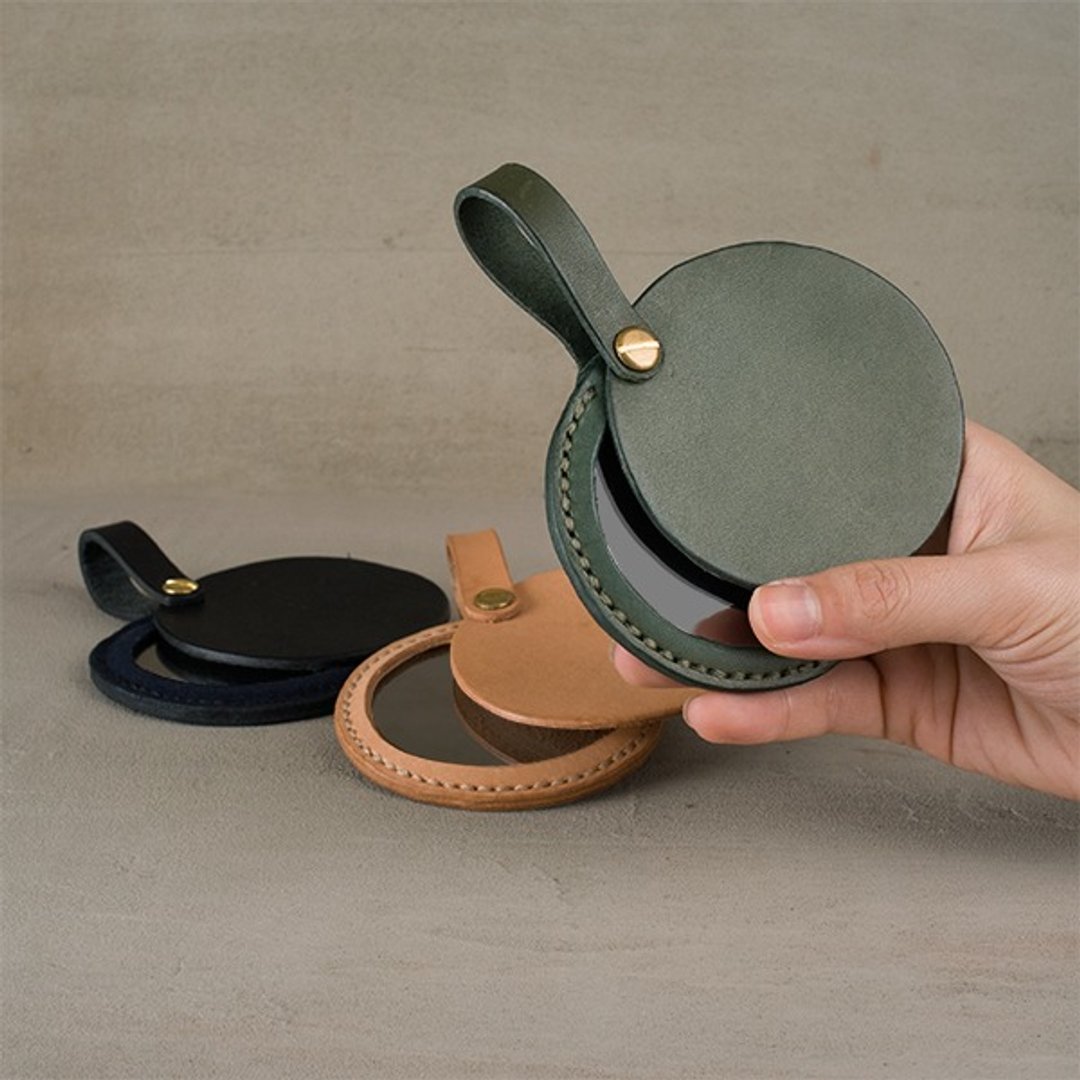 展示品 瑕疵区 肤色黑色 随身皮革圆镜随身镜  ACCESSORIES系列 - 彩妆刷具/镜子/梳子 - 真皮 黑色
